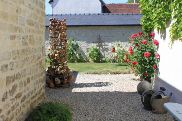 Chambres Et Table D'Hotes, Maisonnettes Individuelles Dans Propriete Privee Vezinnes ภายนอก รูปภาพ